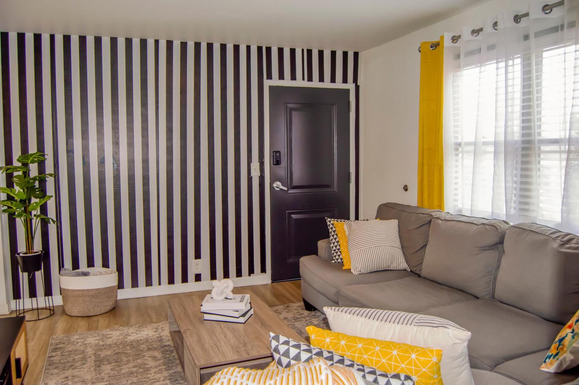 Cozy Condo, Minutes From Broadwy, Sleeps 5 Nashville Buitenkant foto