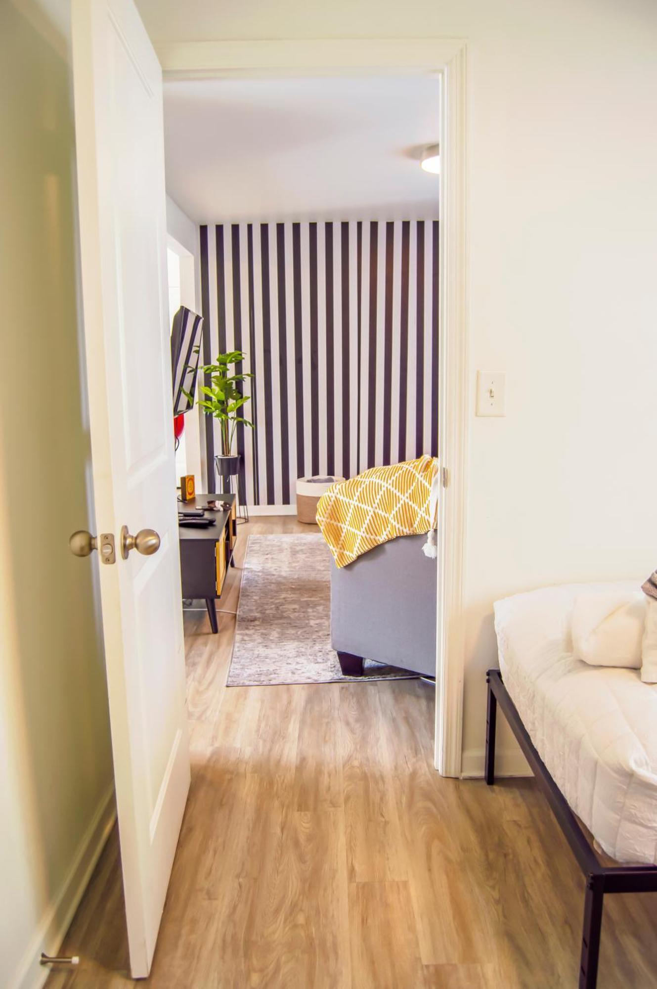 Cozy Condo, Minutes From Broadwy, Sleeps 5 Nashville Buitenkant foto